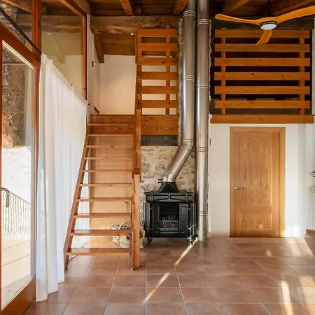 El Graner Holiday home Montagut
